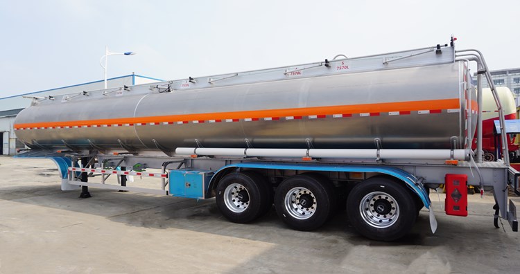Tri Axle Aluminum Tanker Trailer for Sale in Namibia