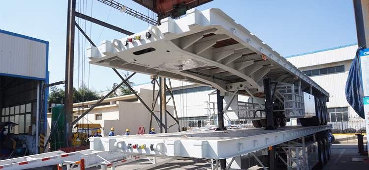 Tri Axle Flatbed Semi Trailer for Sale in Tanzania