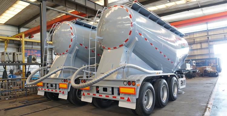 Dry Cement Bulker Tanker Trailer for Sale in Tanzania
