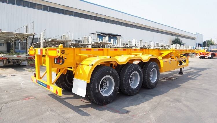 3 Axle Skeletal Trailer
