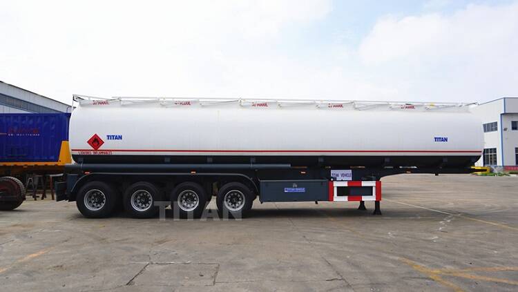 4 Axle Fuel Tanker For Sale