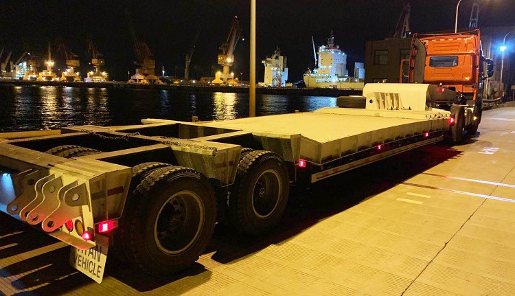 Shipment of 2 Line 4 Axle Low Bed Truck for Sale