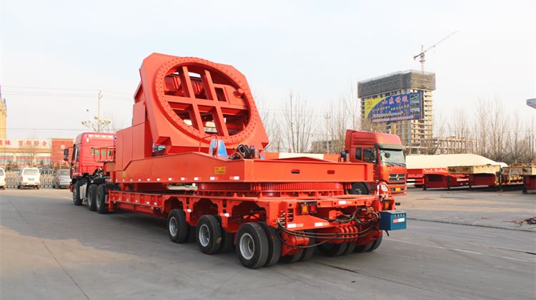 Wind Turbine Blade Transport - Modular Trailer with Rotor Blade Adapter