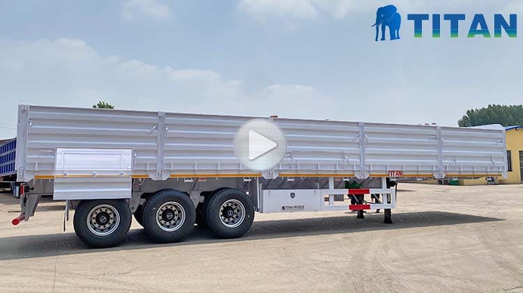 Semi-remorque cargo à ridelles à vendre au Burkina Faso